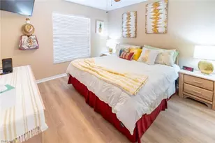 760 Wiggins Lake Dr, Naples, FL 34110 - Photo 19