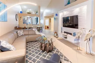 760 Wiggins Lake Dr, Naples, FL 34110 - Photo 5