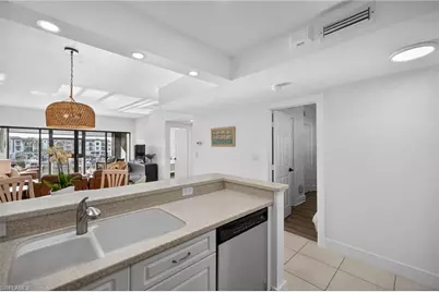 801 River Point Dr #206A, Naples, FL 34102 - Photo 7
