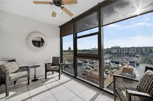 801 River Point Dr, Naples, FL 34102 - Photo 19