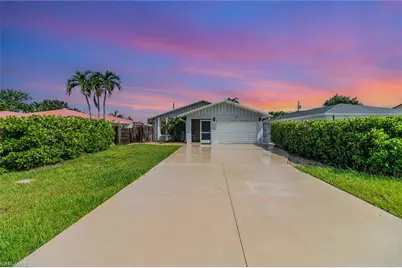 517 98th Ave N, Naples, FL 34108 - Photo 1