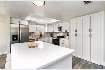 517 98th Ave N, Naples, FL 34108 - Photo 11