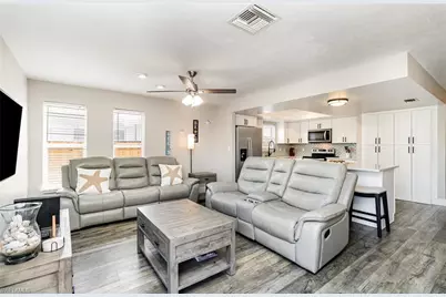 517 98th Ave N, Naples, FL 34108 - Photo 7