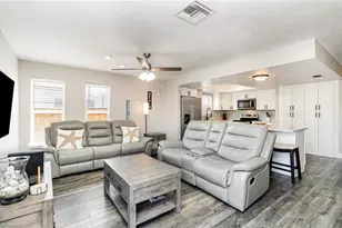 517 98th Ave N, Naples, FL 34108 - Photo 7