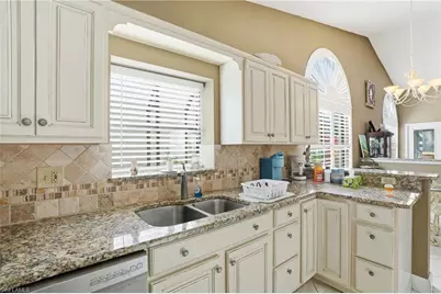 12614 Hunters Ridge Dr, Bonita Springs, FL 34135 - Photo 7