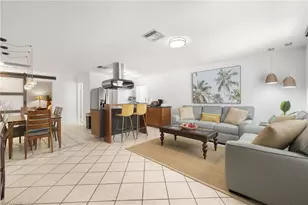 742 111th Ave N, Naples, FL 34108 - Photo 7