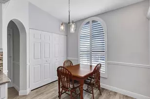 15435 Cedarwood Ln, Naples, FL 34110 - Photo 11