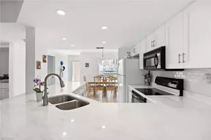 821 Gulf Pavilion Dr, Naples, FL 34108 - Photo 5