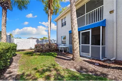 821 Gulf Pavilion Dr #106, Naples, FL 34108 - Photo 25