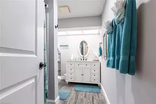 4866 Tahiti Ln, Naples, FL 34112 - Photo 25