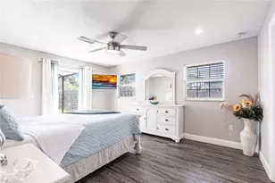 4866 Tahiti Ln, Naples, FL 34112 - Photo 29