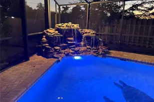 4866 Tahiti Ln, Naples, FL 34112 - Photo 23