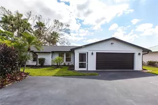 4866 Tahiti Ln, Naples, FL 34112 - Photo 27