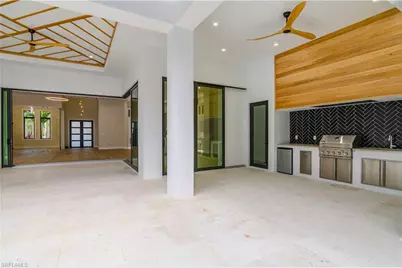 5000 Palmetto Woods Dr, Naples, FL 34119 - Photo 37