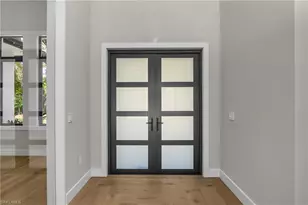 5000 Palmetto Woods Dr, Naples, FL 34119 - Photo 5