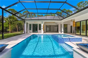 5000 Palmetto Woods Dr, Naples, FL 34119 - Photo 41