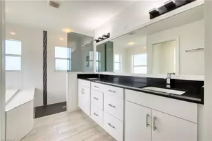 1824 SW 23rd Ct, Cape Coral, FL 33991 - Photo 3