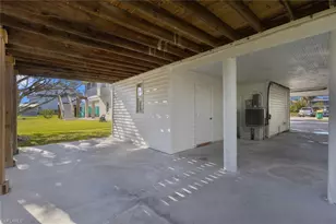 1284 Rainbow Ct, Naples, FL 34110 - Photo 27