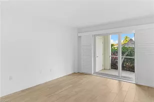 1300 Gulf Shore Blvd N, Naples, FL 34102 - Photo 11