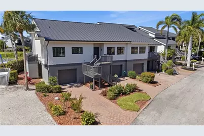 17062 Marina Cove Ln, Fort Myers, FL 33908 - Photo 5