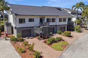 17062 Marina Cove Ln, Fort Myers, FL 33908 - Photo 5