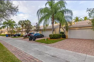 28576 Alessandria Cir, Bonita Springs, FL 34135 - Photo 29