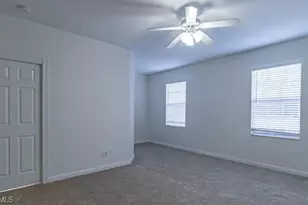 28576 Alessandria Cir, Bonita Springs, FL 34135 - Photo 15