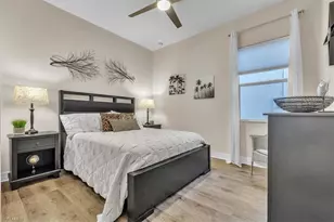 12653 Fairway Cove Ct, Fort Myers, FL 33905 - Photo 9