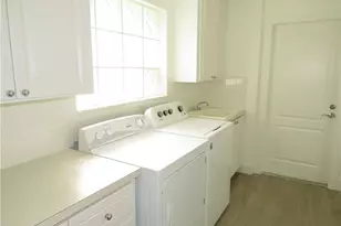 3387 Cayman Ln, Naples, FL 34119 - Photo 13