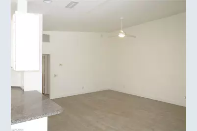 3387 Cayman Ln, Naples, FL 34119 - Photo 3