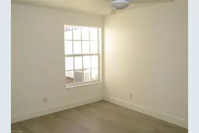 3387 Cayman Ln, Naples, FL 34119 - Photo 11