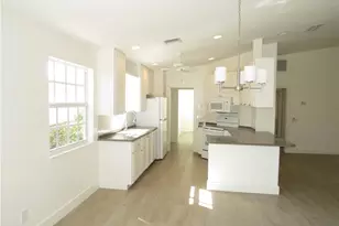 3387 Cayman Ln, Naples, FL 34119 - Photo 5