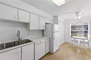 3940 Leeward Passage Ct, Bonita Springs, FL 34134 - Photo 5