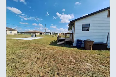 3820 20th St W, Lehigh Acres, FL 33971 - Photo 9