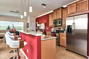 8570 Evernia Ct, Bonita Springs, FL 34135 - Photo 3