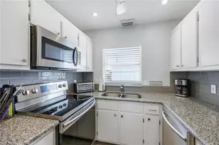 668 Broad Ave S, Naples, FL 34102 - Photo 7