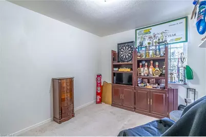 2940 Newman Dr, Naples, FL 34114 - Photo 13