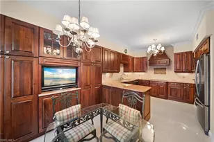 6830 San Marino Dr, Naples, FL 34108 - Photo 11