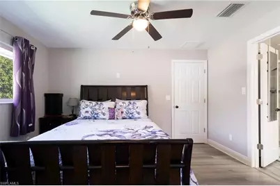 1701 Framingham Ct, Fort Myers, FL 33907 - Photo 9