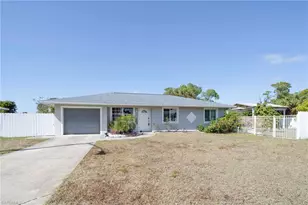 1701 Framingham Ct, Fort Myers, FL 33907 - Photo 1