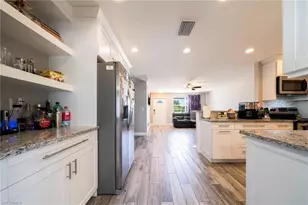 1701 Framingham Ct, Fort Myers, FL 33907 - Photo 5