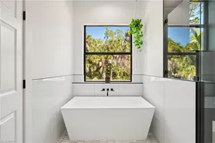 370 12th Ave NW, Naples, FL 34120 - Photo 23