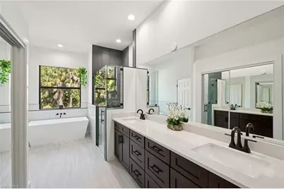 370 12th Ave NW, Naples, FL 34120 - Photo 21