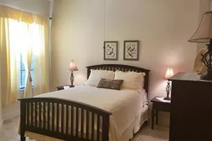 1256 Carpazi Ct, Naples, FL 34105 - Photo 9