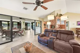 738 Reef Point Cir, Naples, FL 34108 - Photo 5