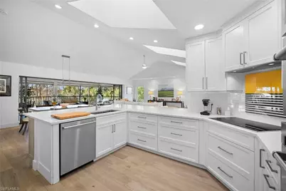 770 Eagle Creek Dr #304, Naples, FL 34113 - Photo 13