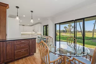 106 Clubhouse Dr, Naples, FL 34105 - Photo 7