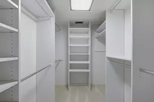 106 Clubhouse Dr, Naples, FL 34105 - Photo 17