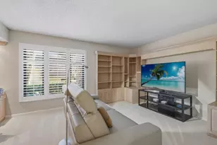 106 Clubhouse Dr, Naples, FL 34105 - Photo 13