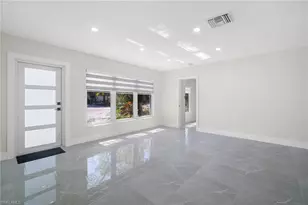 47 River Ct, Naples, FL 34110 - Photo 11